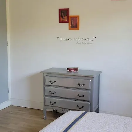 French Riviera-Saint-Raphael- Suite & Jardin Prive 公寓 *